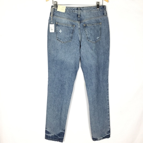 NWT Universal thread High rise mom jeans - Picture 4 of 5